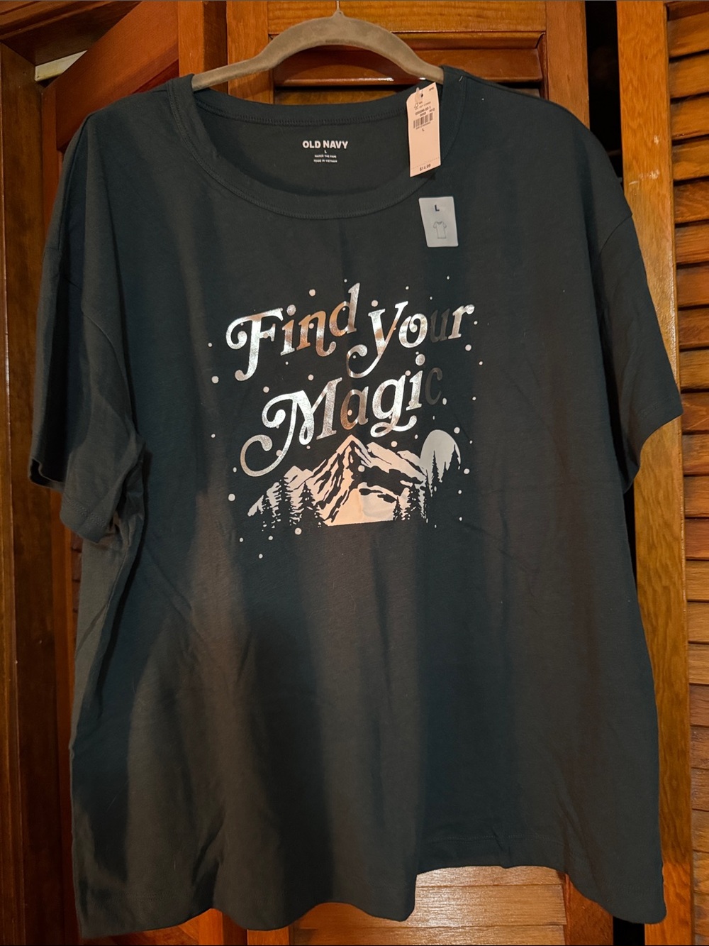 Old Navy Teal 'Find Your Magic' Graphic Tee